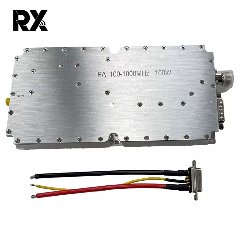 Vysoko výkonný 100W 100-1000MHz širokopásmový výkonový zosilňovač
